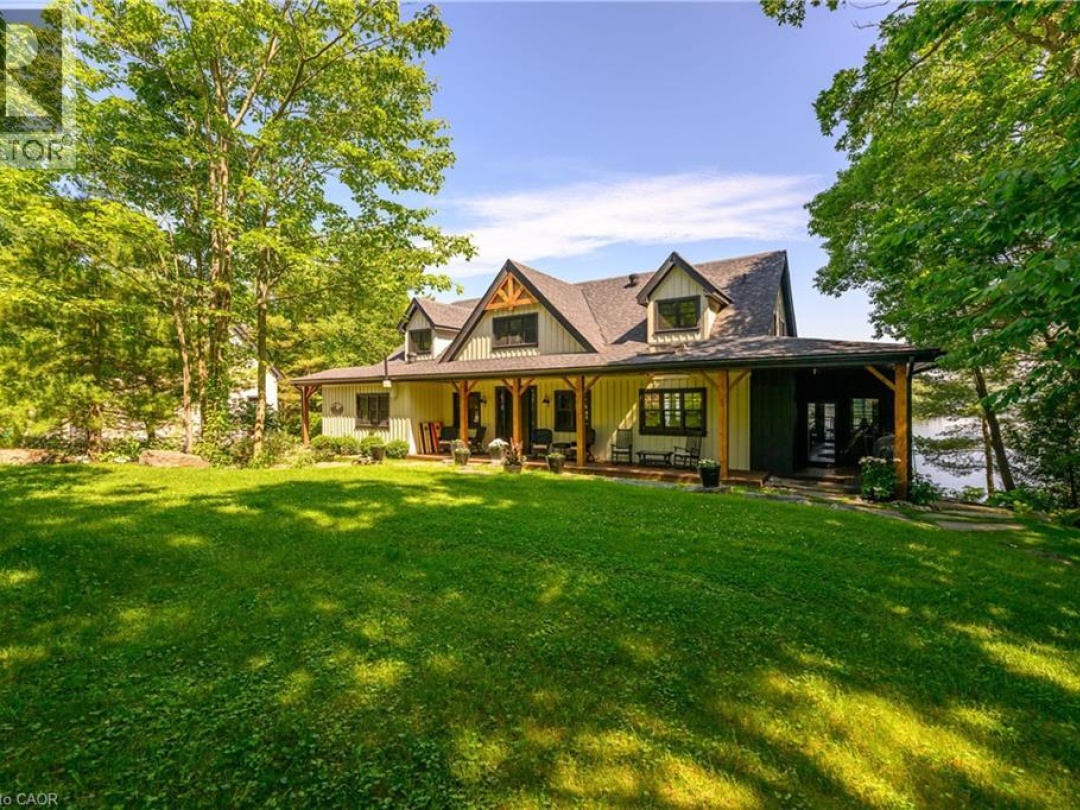 990 HASKETT'S Drive, Six Mile Lake