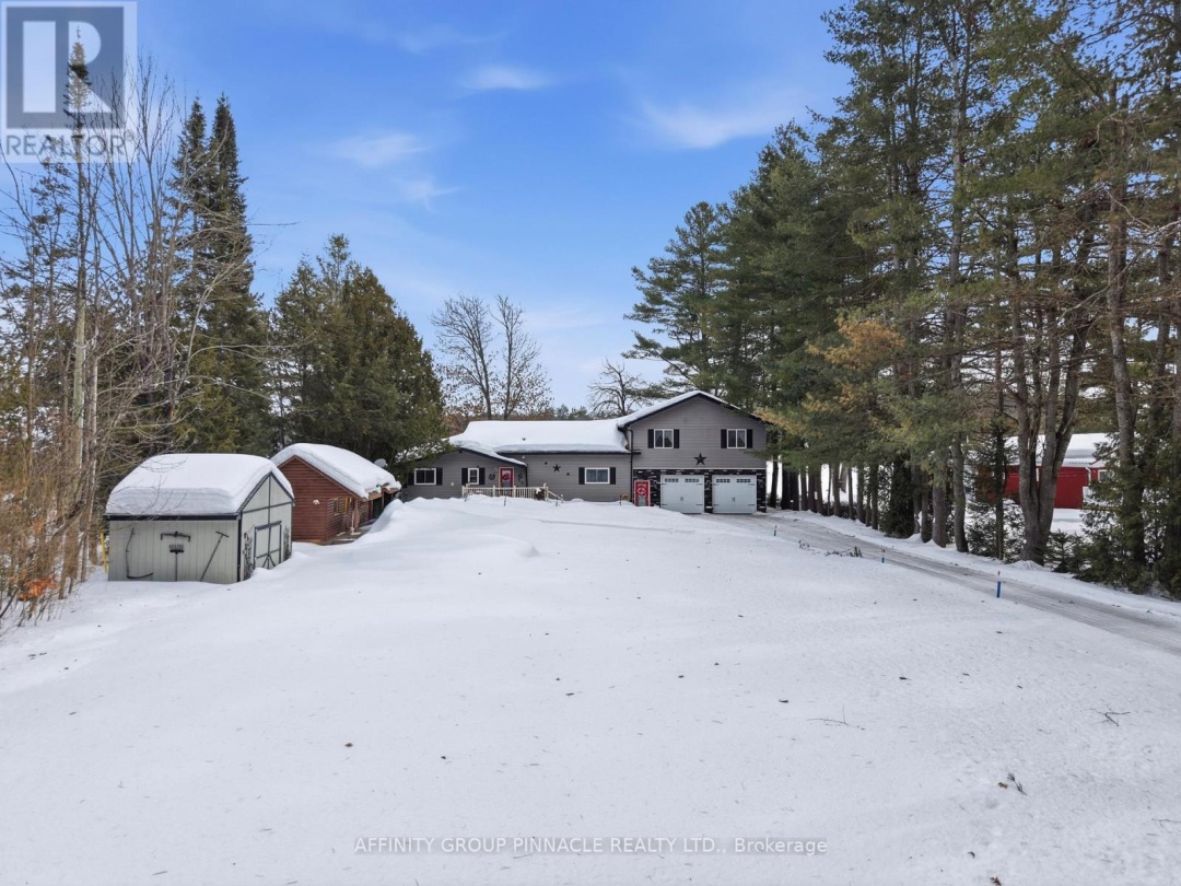 1150 MOORE LAKE ESTATES ROAD, Moore Lake