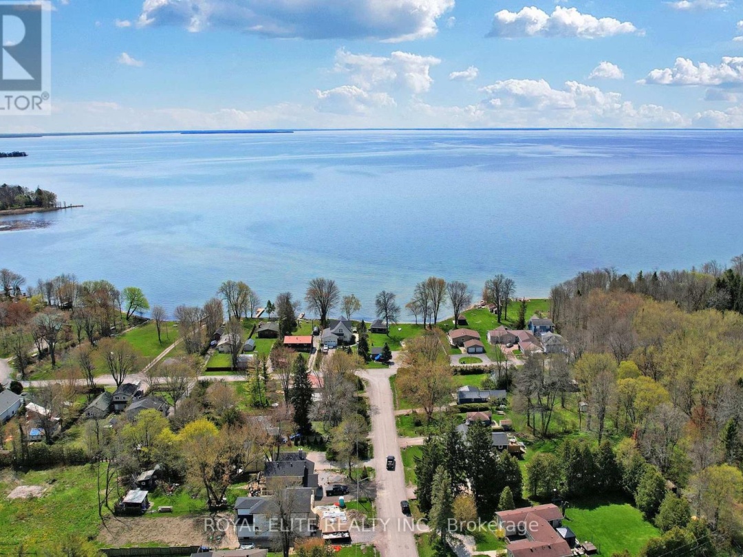 3965 HILLTOP ROAD, 