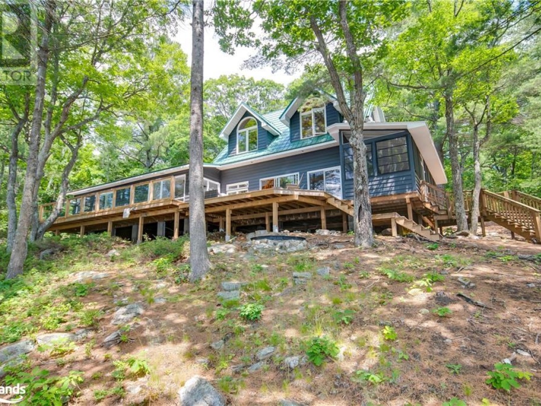 1384 Browning Island, Lake Muskoka