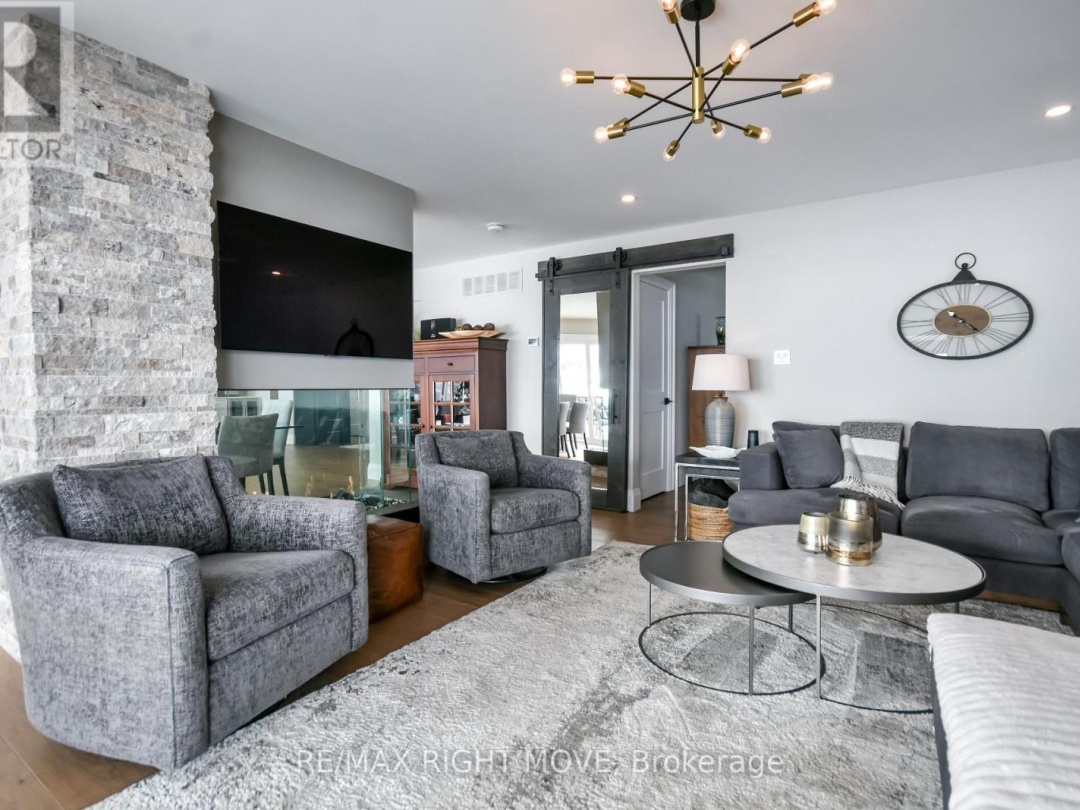 1189 WOODLAND DRIVE, Lake Simcoe