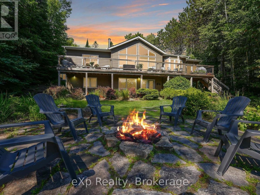 2978 KASHAGAWIGAMOG LAKE ROAD, 