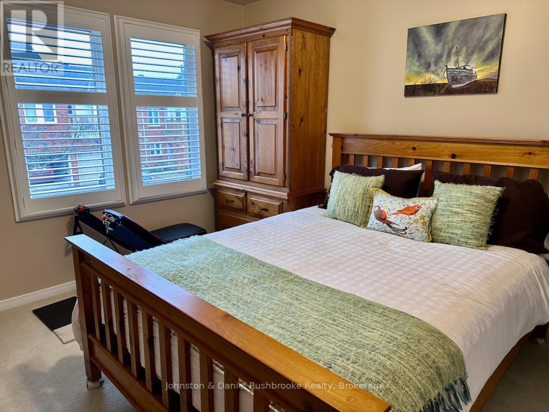 39 SHORELINE DRIVE, Muskoka River