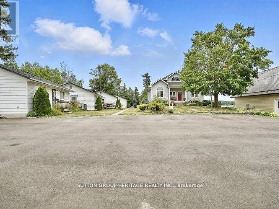 400 FRONT STREET W, Sturgeon Lake