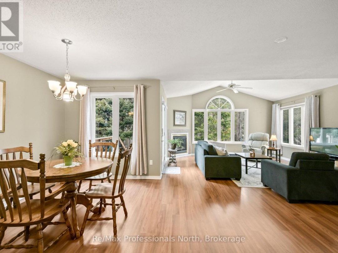 102 PINERIDGE GATE, Gravenhurst (Muskoka (S))