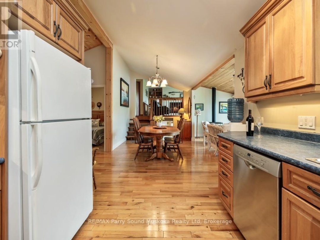 17 TAPATOO TRAIL, Otter Lake