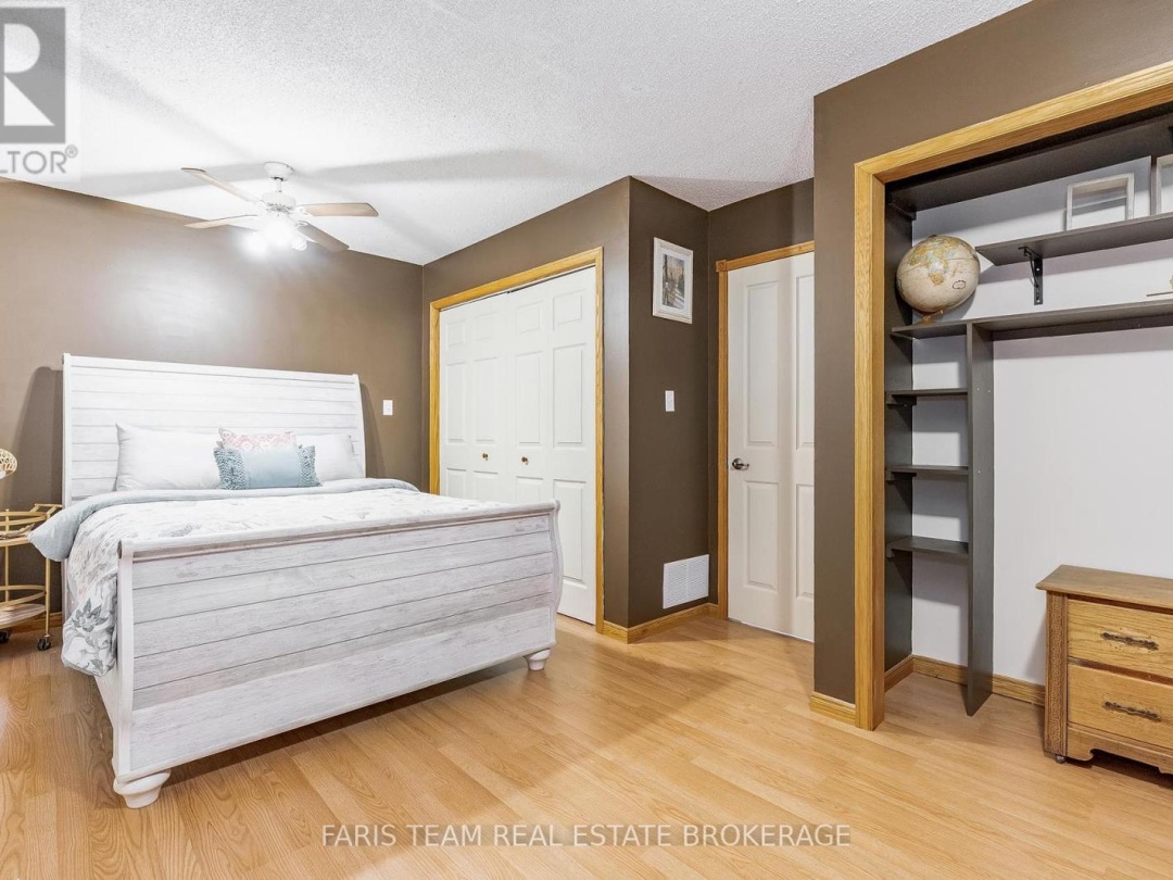 4094 GRANNY WHITE SIDE ROAD, 