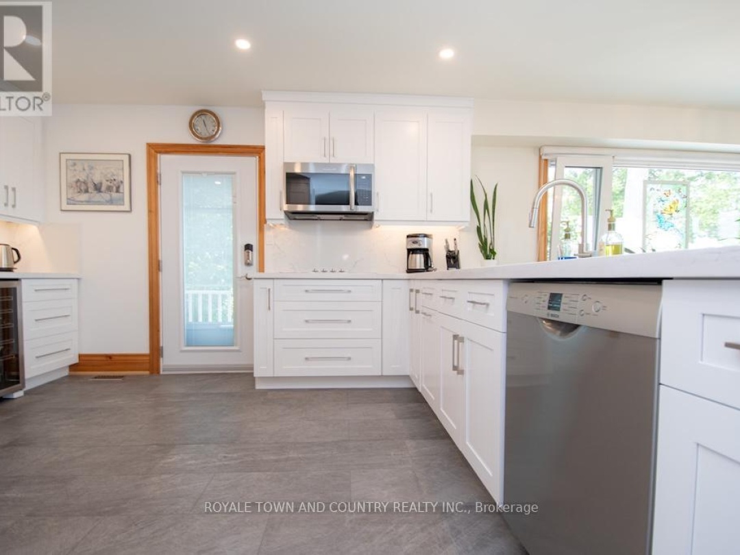 24 GOODMAN ROAD, Balsam Lake