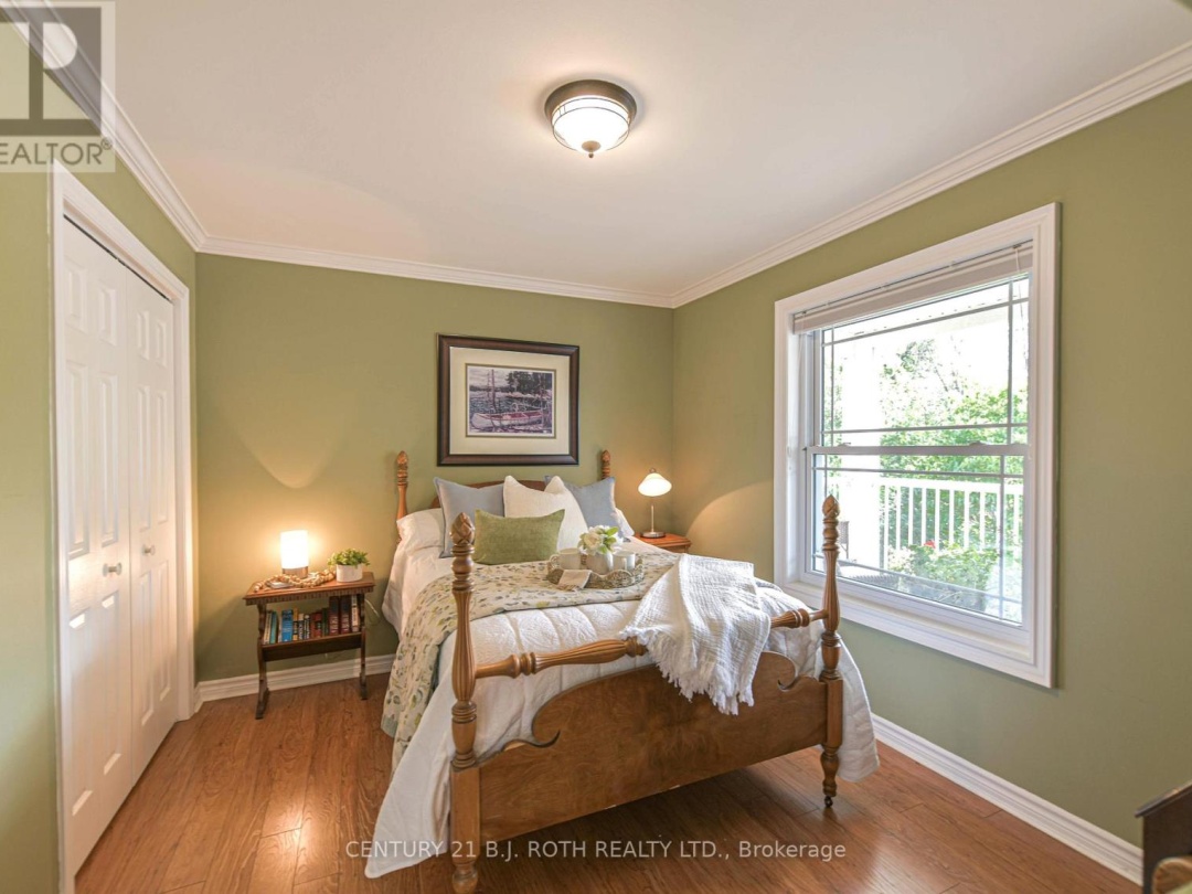 204 - 43 CREIGHTON STREET, Lake Simcoe