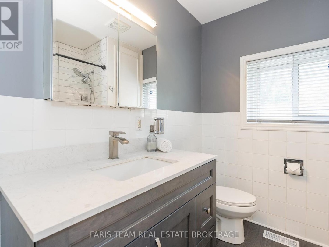 2988 FESSERTON SIDE ROAD, 