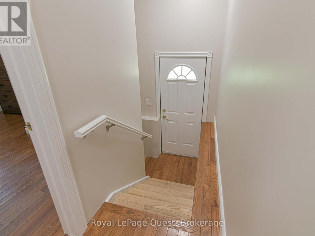 1046 SOUTHWOOD ROAD, 