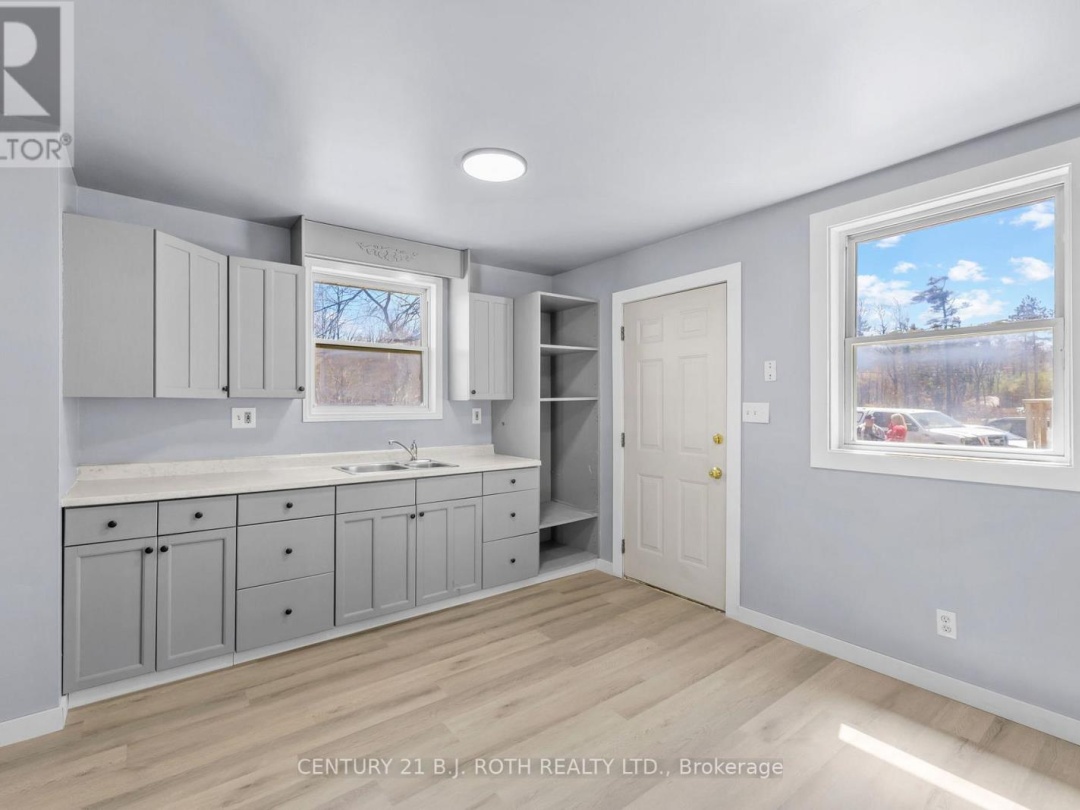 1411 HWY 11 S, Gravenhurst (Morrison)