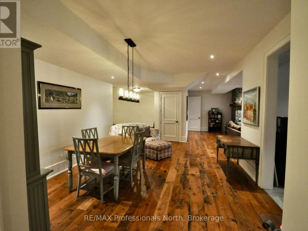11 TIPPER LANE, 