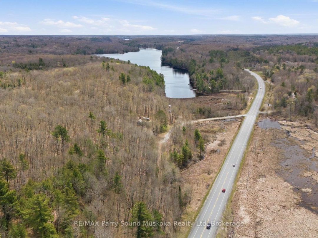 25 LAKE RIDGE ROAD, Bell Lake