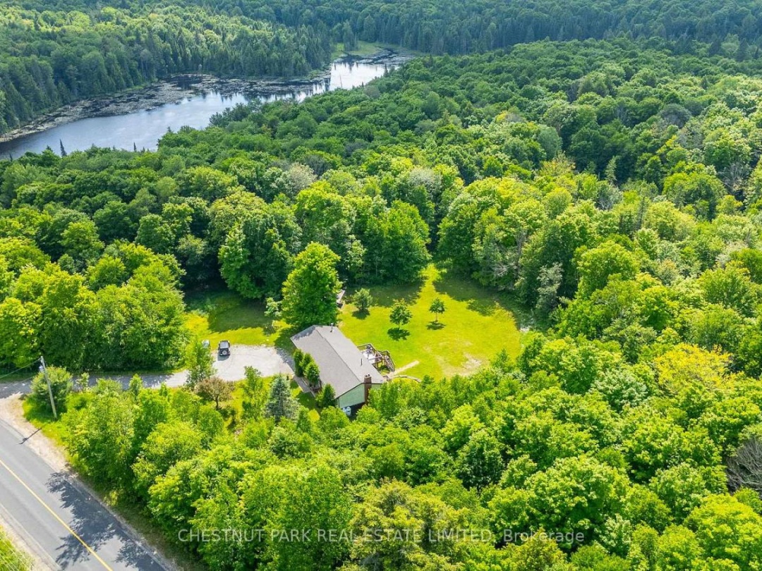 4135 KENNISIS LAKE ROAD, 
