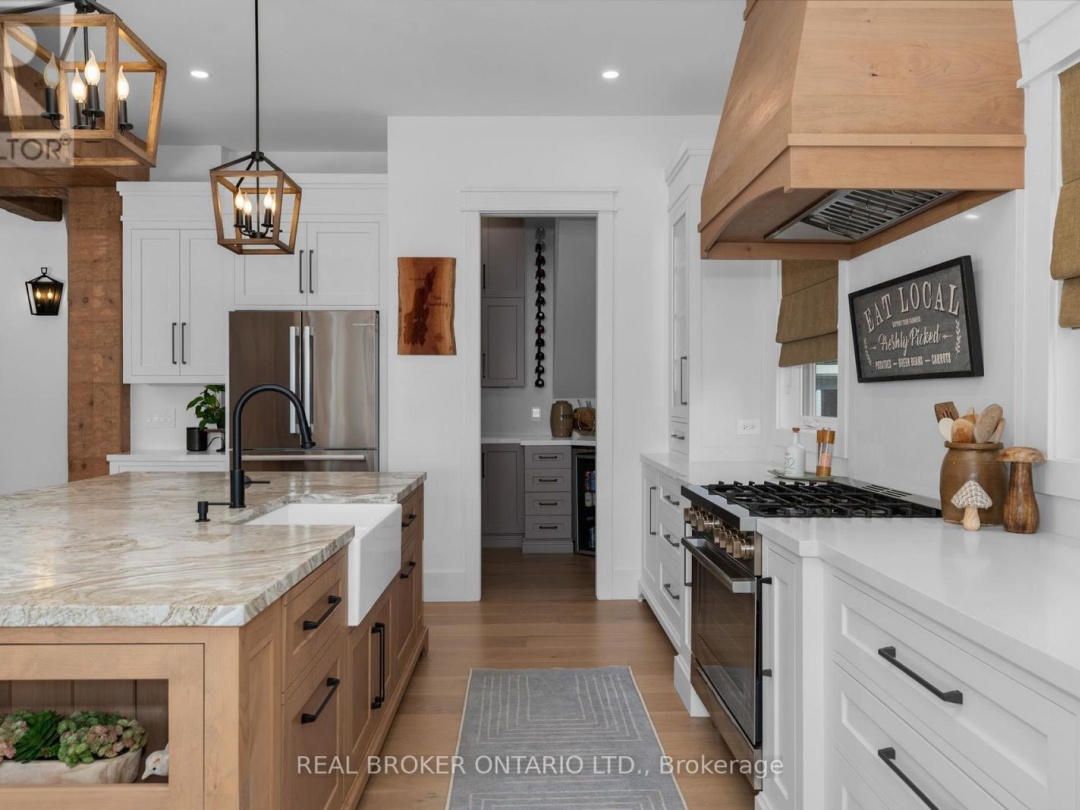 3239 CRESCENT BAY ROAD, 