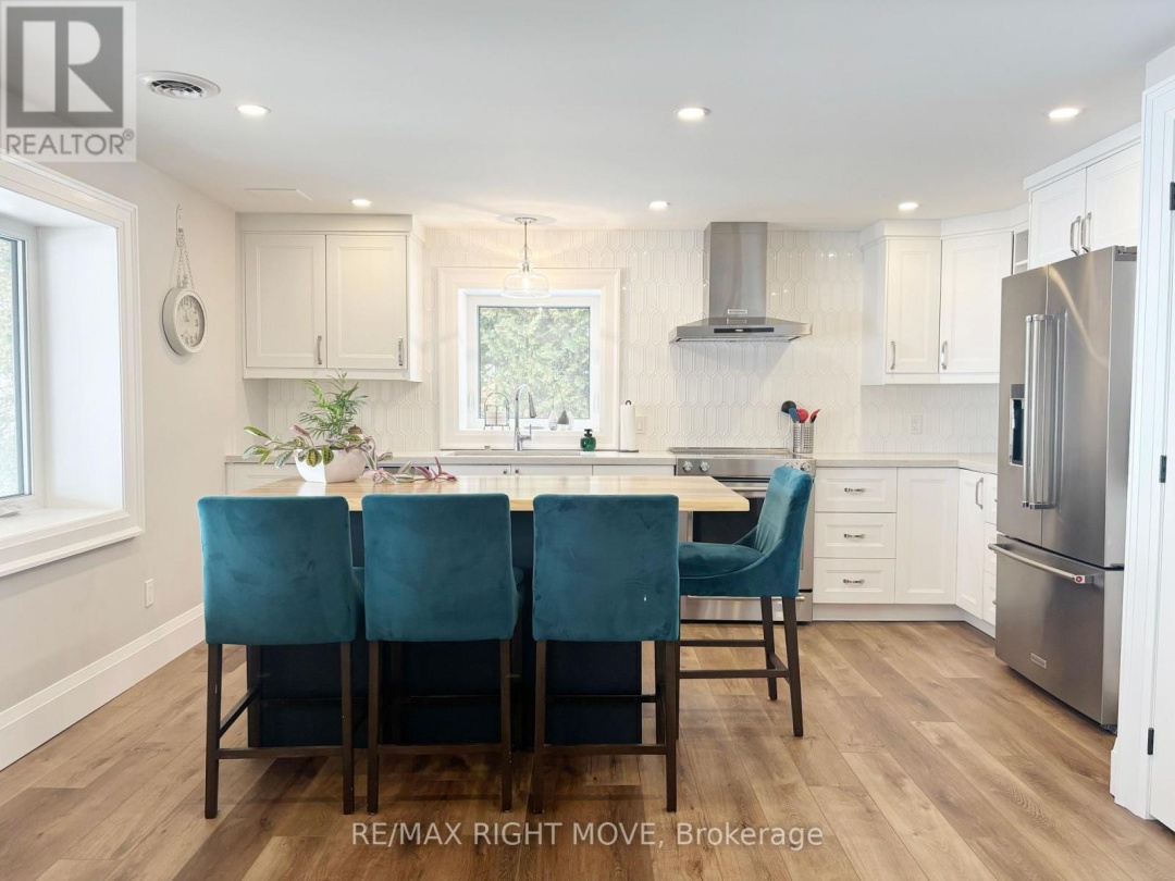 1189 WOODLAND DRIVE, Lake Simcoe