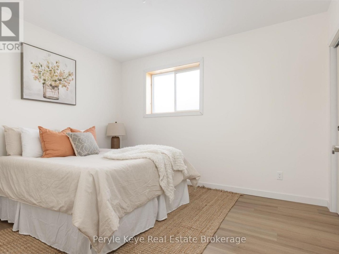 144 SHIER STREET, Bracebridge (Macaulay)