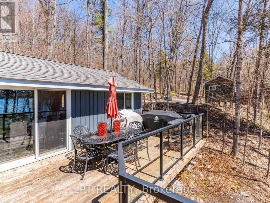 1369 HIPKISS DRIVE, Haliburton Lake