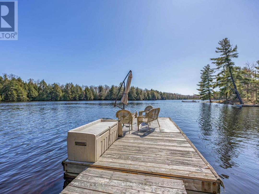 9 PAULS BAY ROAD, Harris Lake