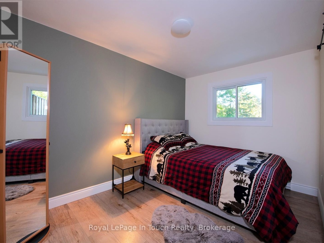 8 CYRIL MARTIN PLACE, 