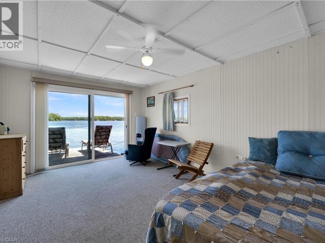 990 HASKETT'S Drive, Six Mile Lake