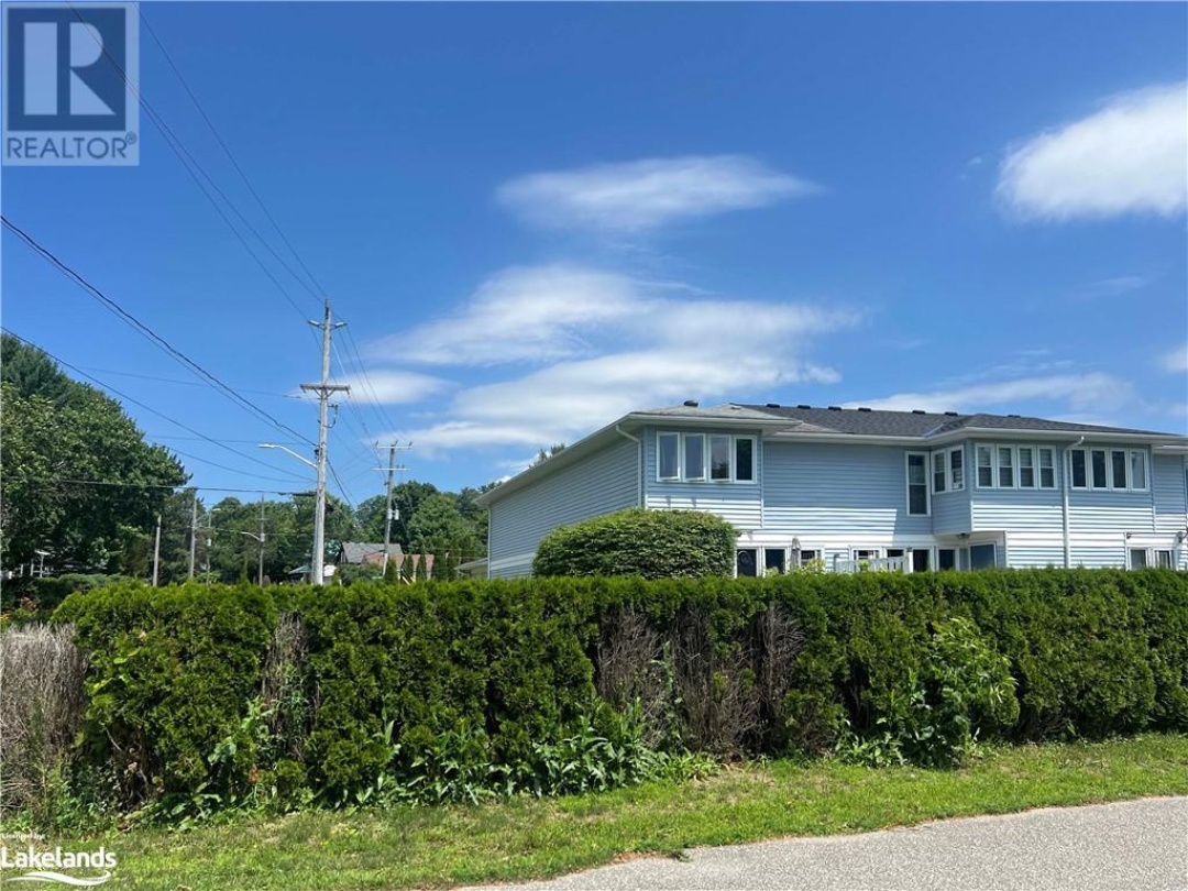 2 Georgian Bay Avenue, Parry Sound