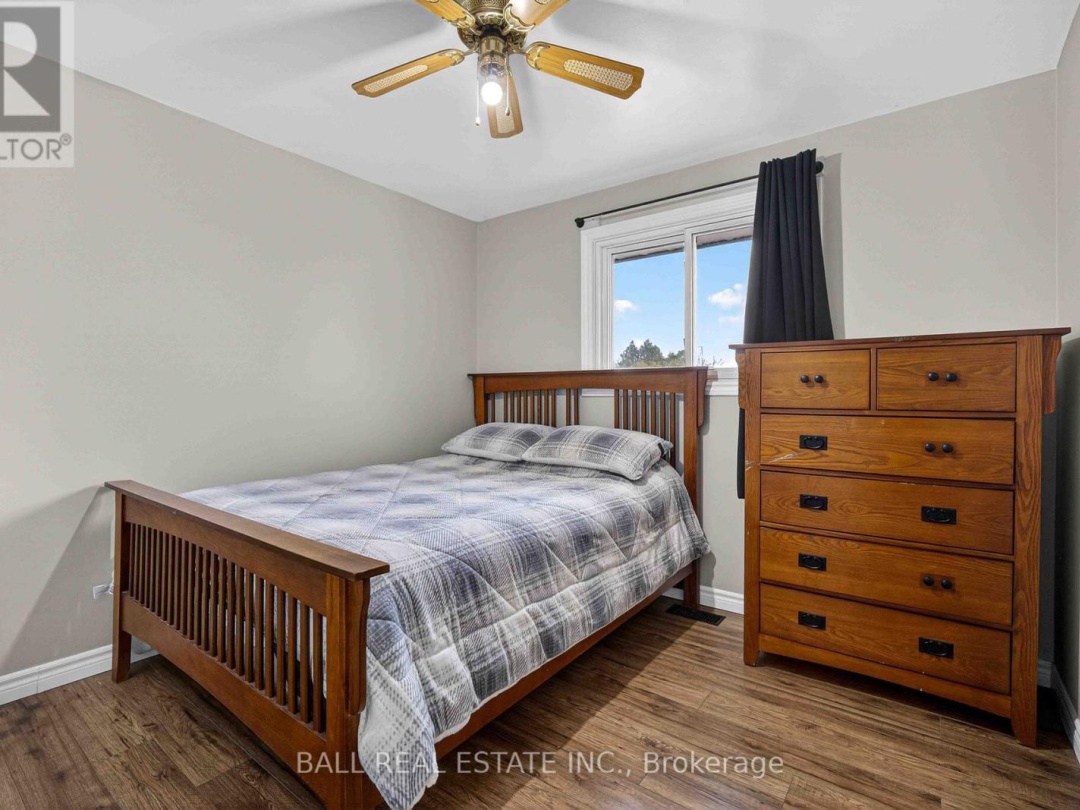 166 VICTORIA DRIVE, Sturgeon Lake