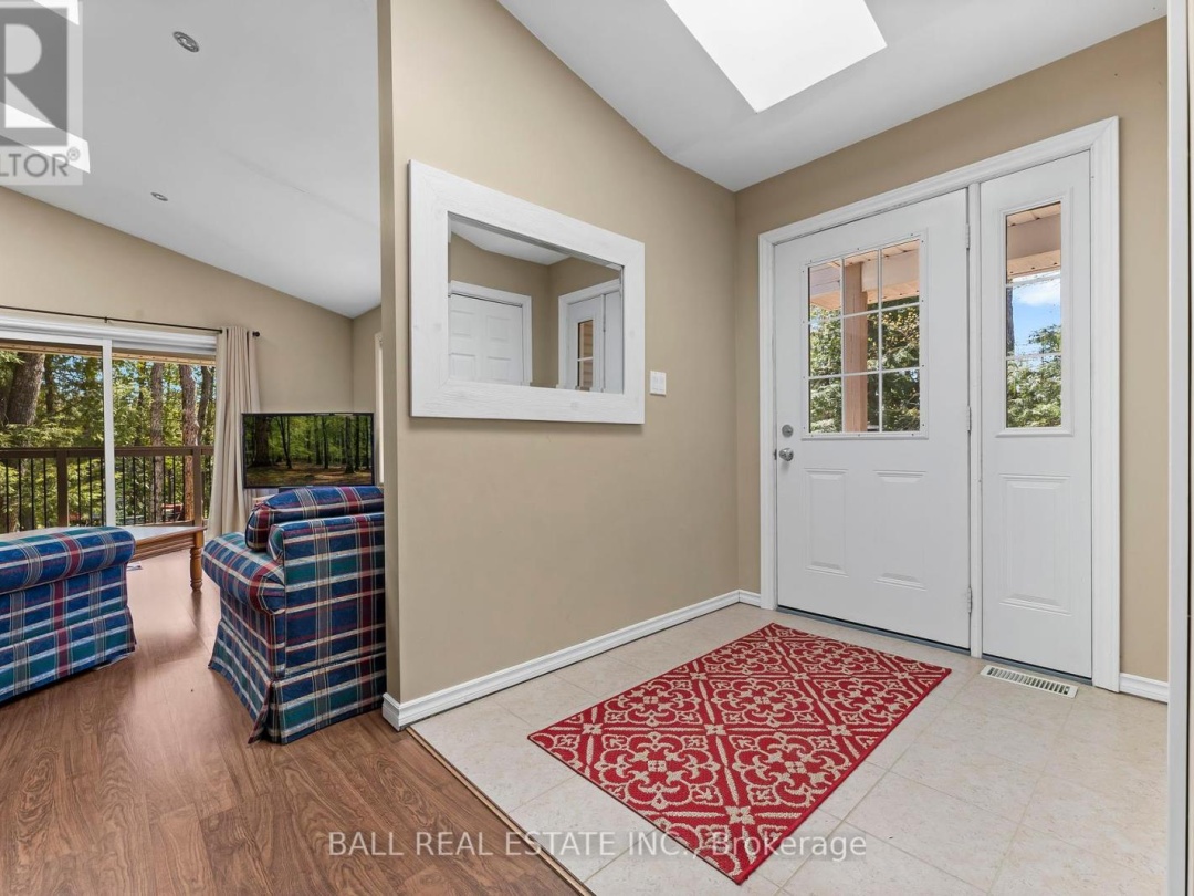 479 EAST CLEAR BAY ROAD, Crystal Lake
