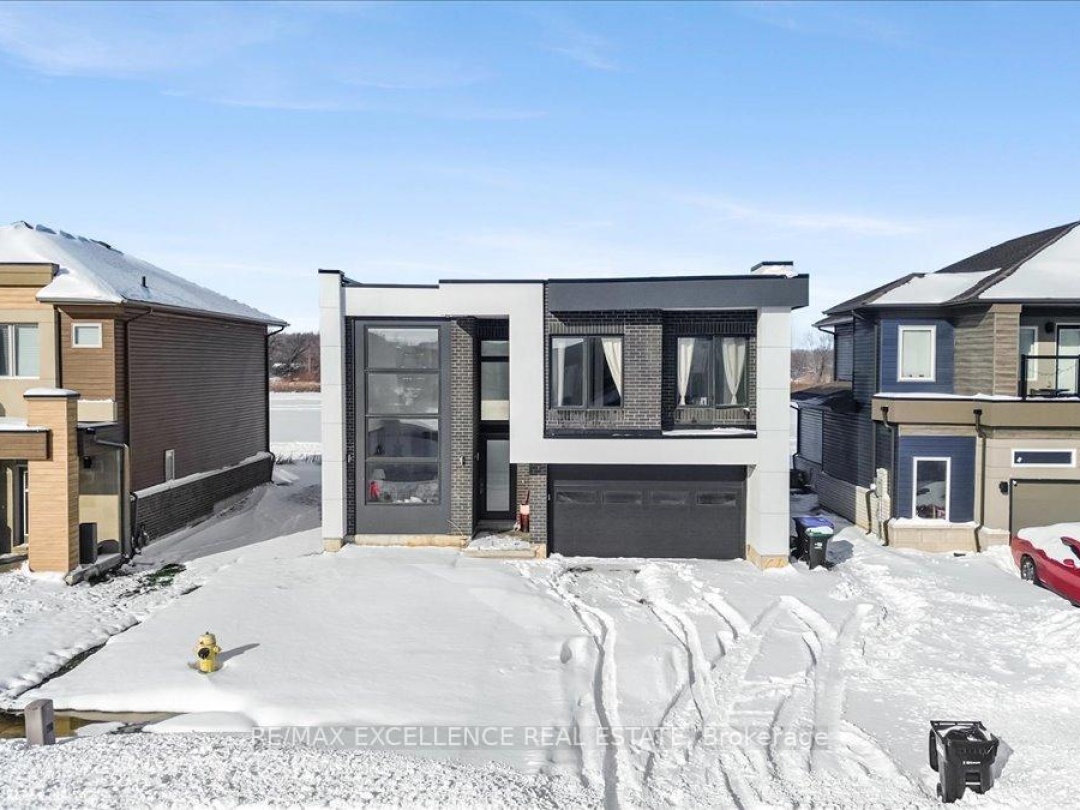 3717 QUAYSIDE DRIVE, Severn (West Shore)