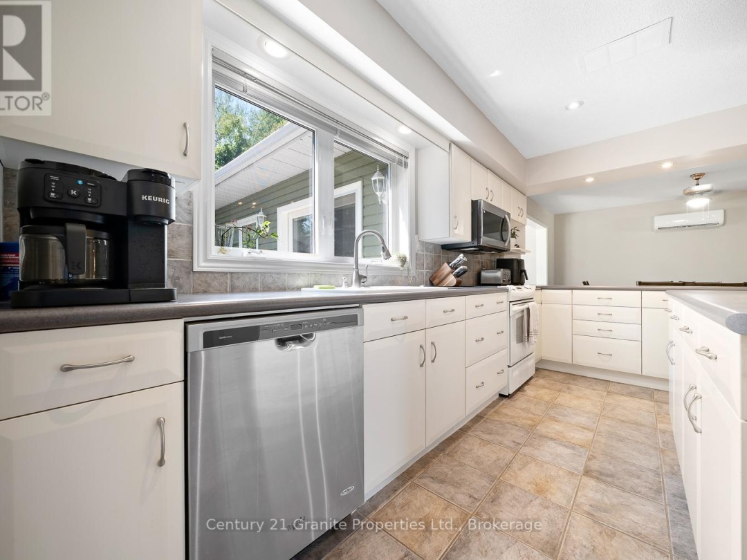 7 TUDHOPE STREET, 