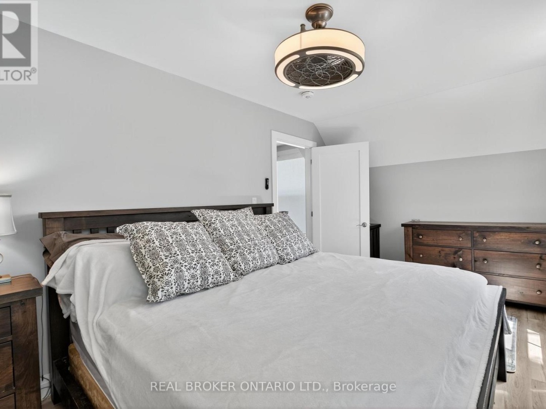 151 ATHERLEY ROAD, Orillia