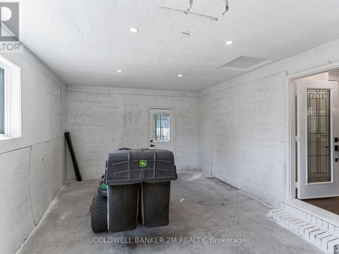 2812 COUNTY RD 48, 