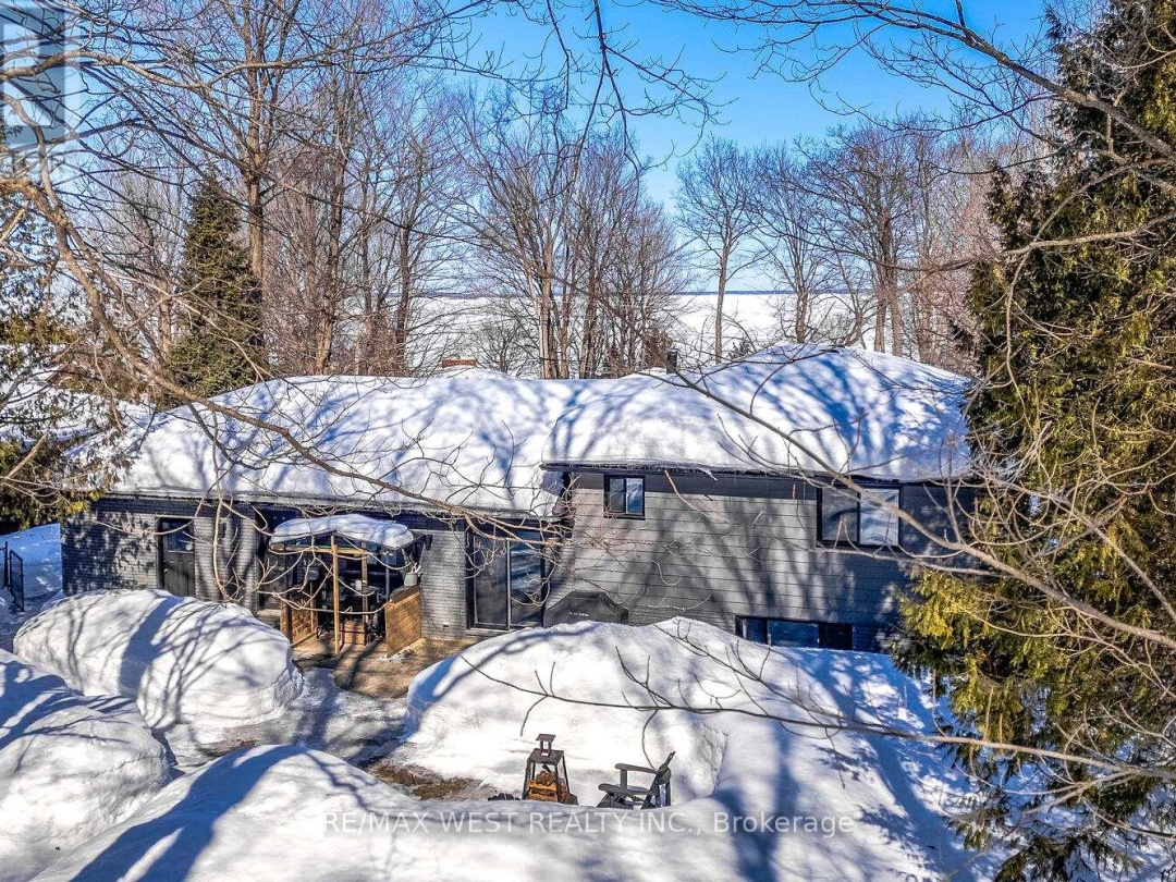 169 BAYVIEW AVENUE E, Tay