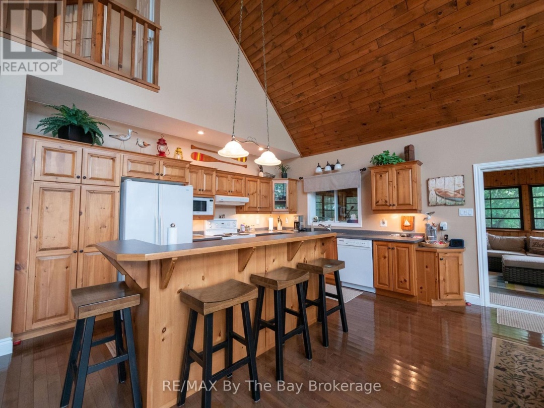 17470 GEORGIAN BAY SHORE, Georgian Bay