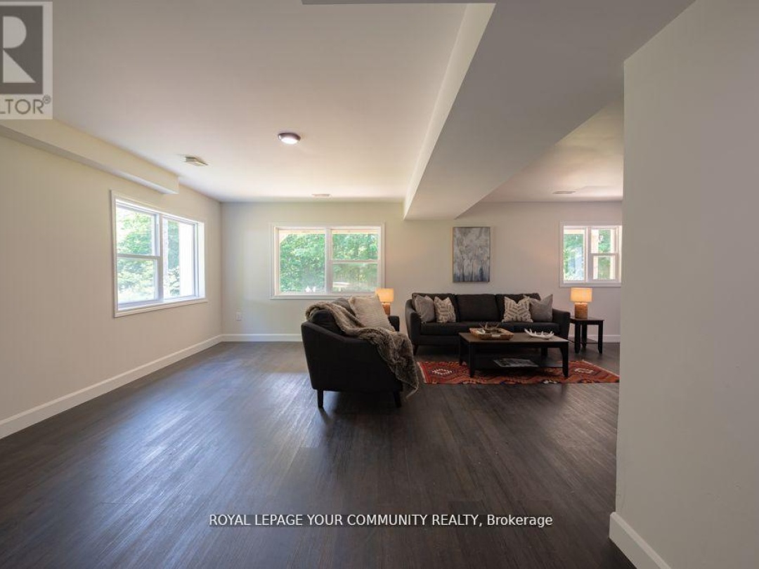 9297 HIGHWAY 118 E, Minden Hills (Minden)
