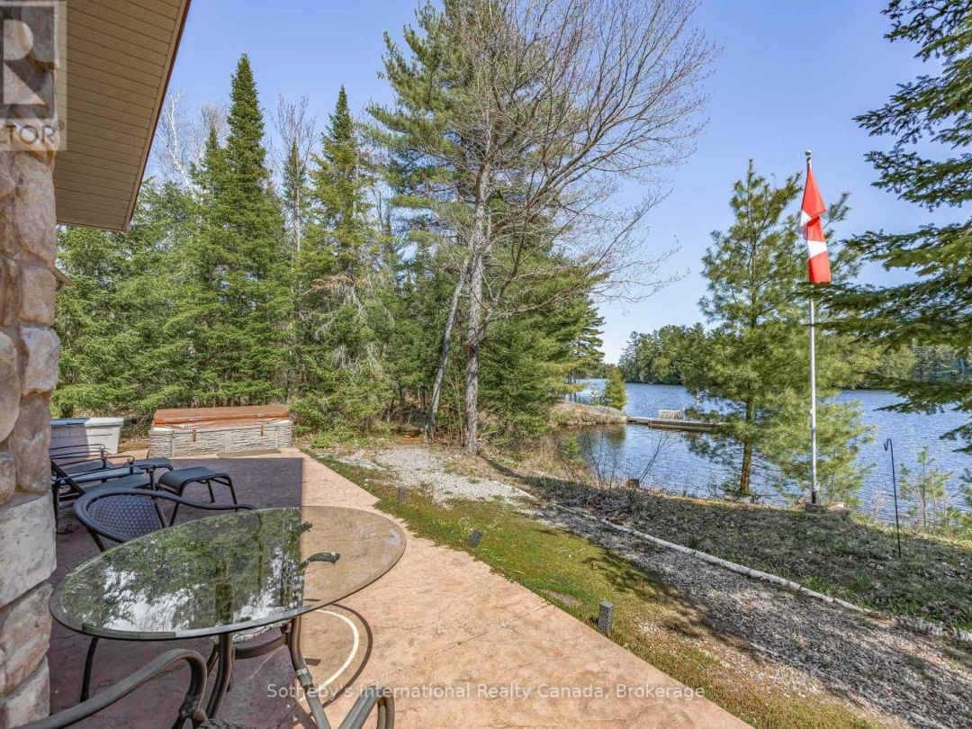 9 PAULS BAY ROAD, Harris Lake