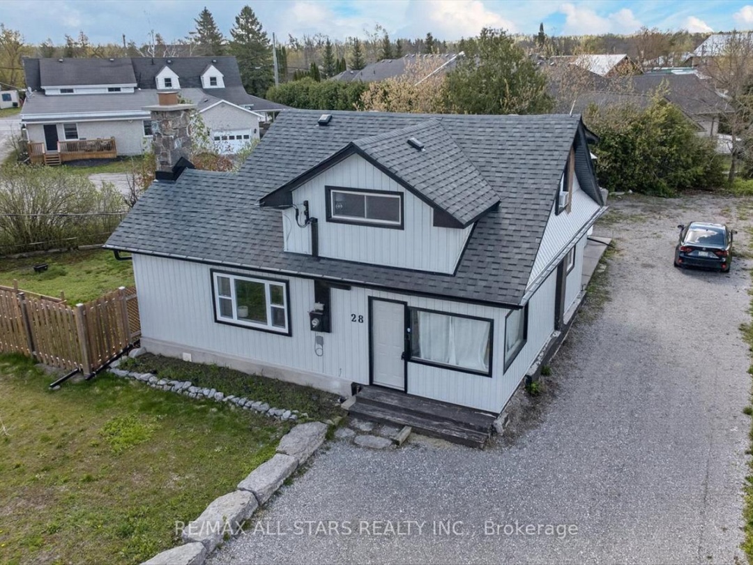 28 PRINCE STREET W, Kawartha Lakes (Bobcaygeon)