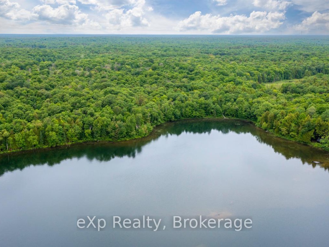 3 KINGFISHER ROAD, Trout Lake
