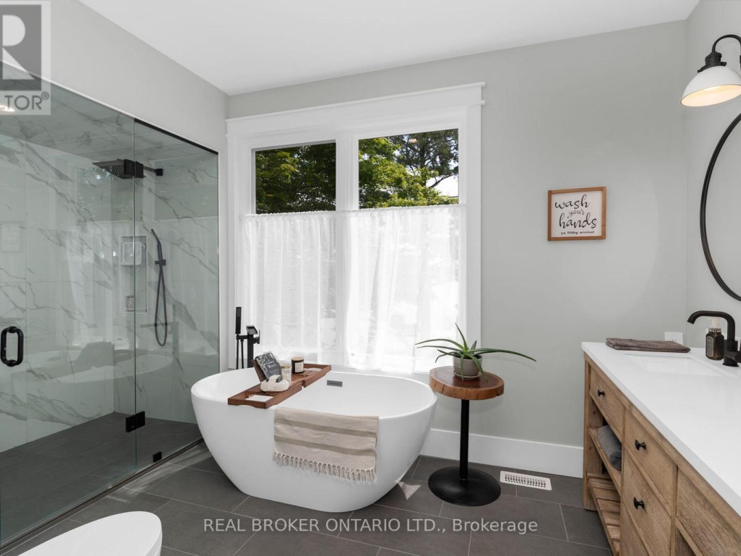 3239 CRESCENT BAY ROAD, 