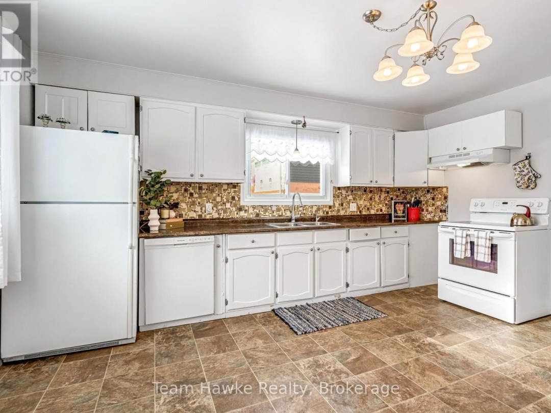 264 KINGFISHER AVENUE, 