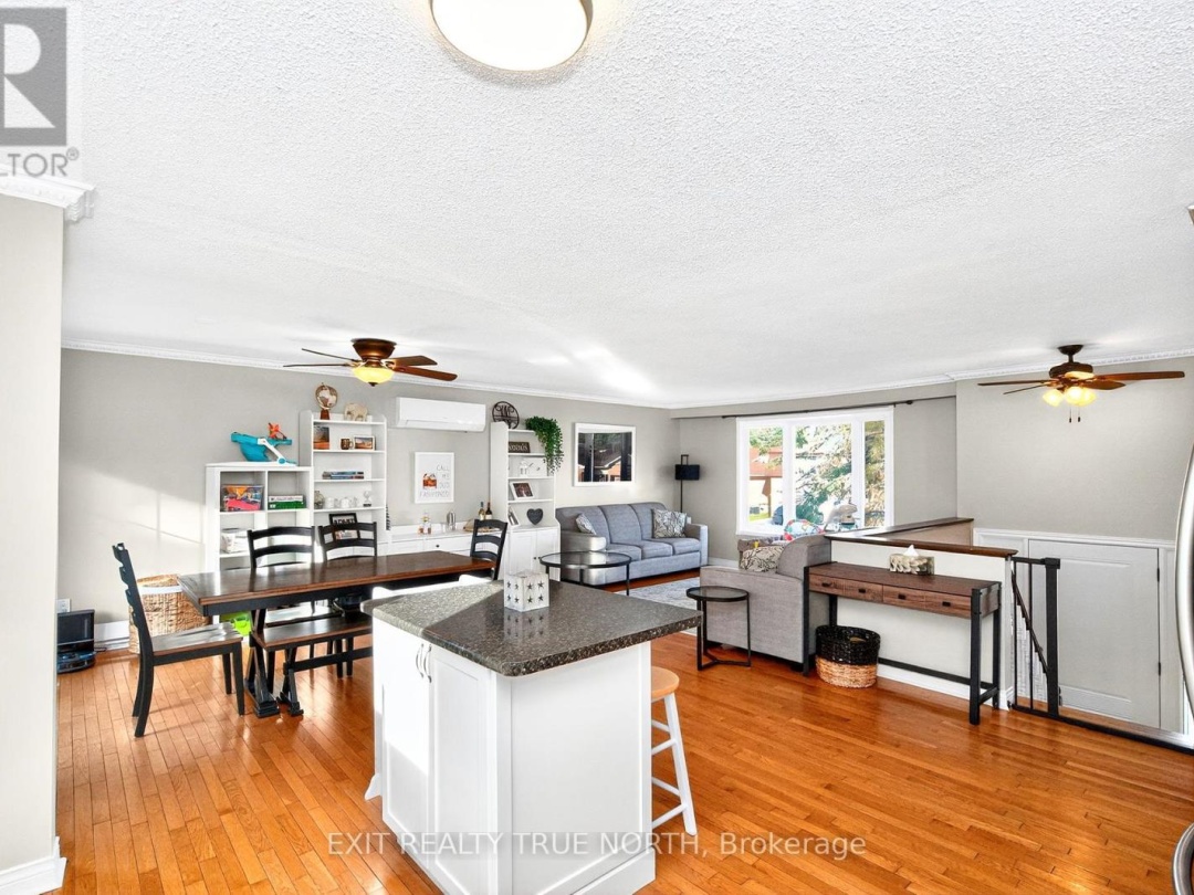 32 LANKIN BOULEVARD, 