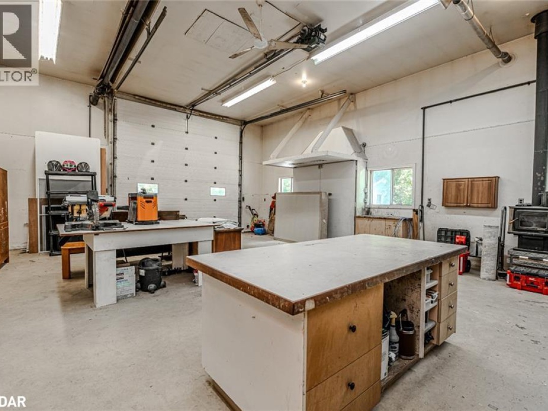106 MUSKY BAY Road, 