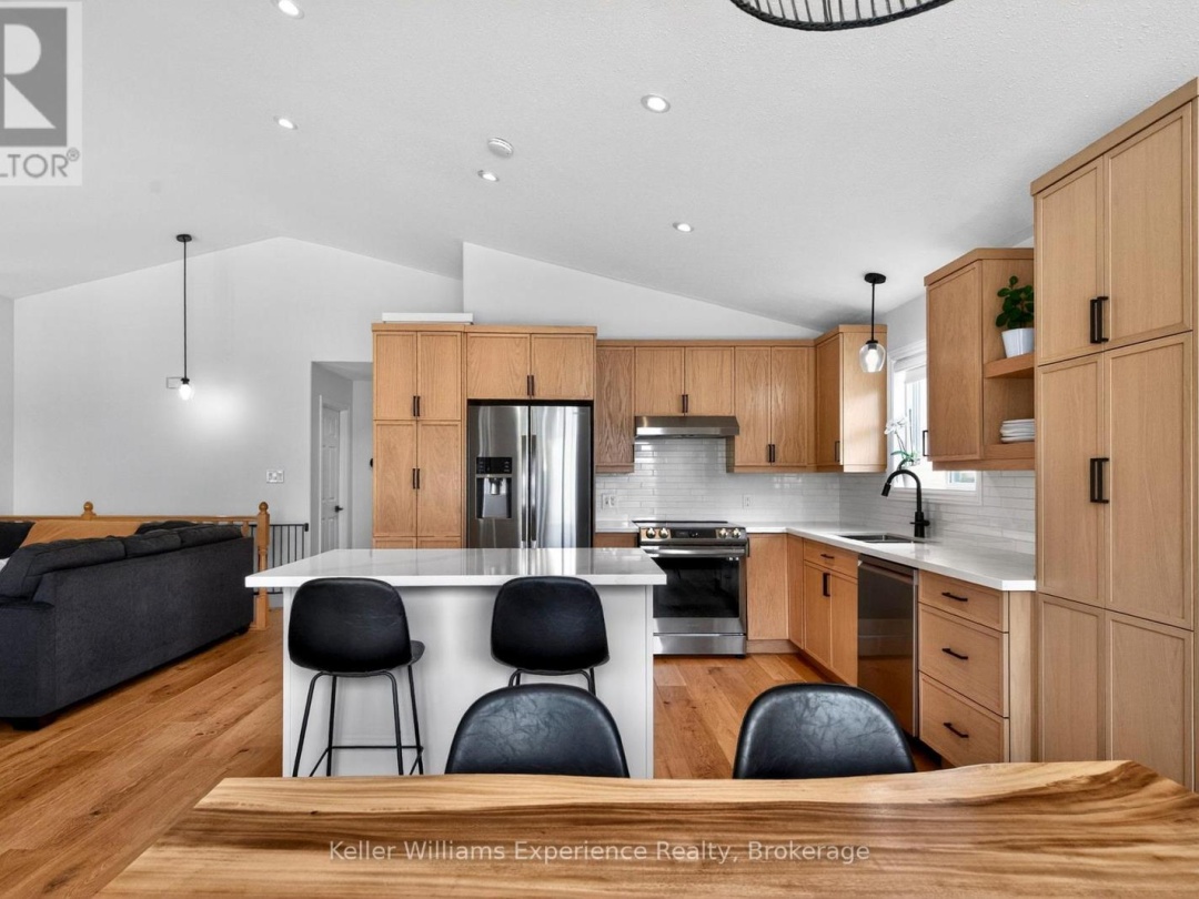 75 HOYT AVENUE, Tay (Victoria Harbour)