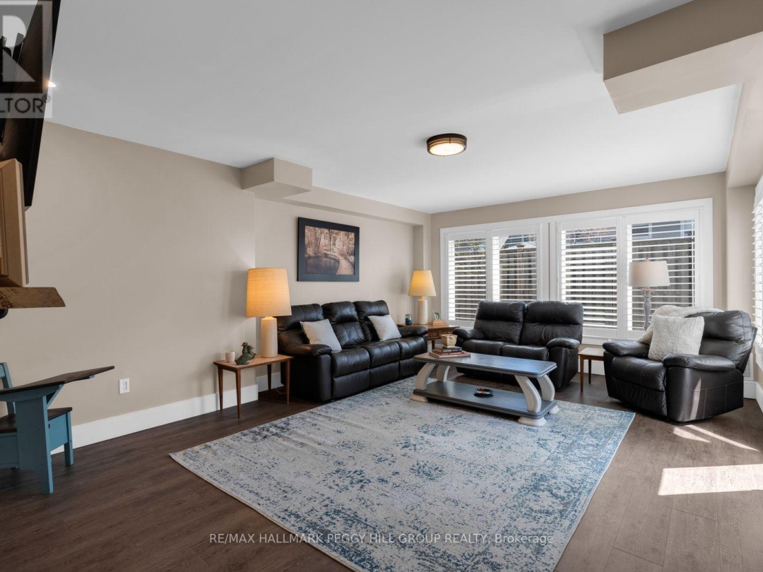 21 - 10 INVERMARA COURT, Lake Simcoe
