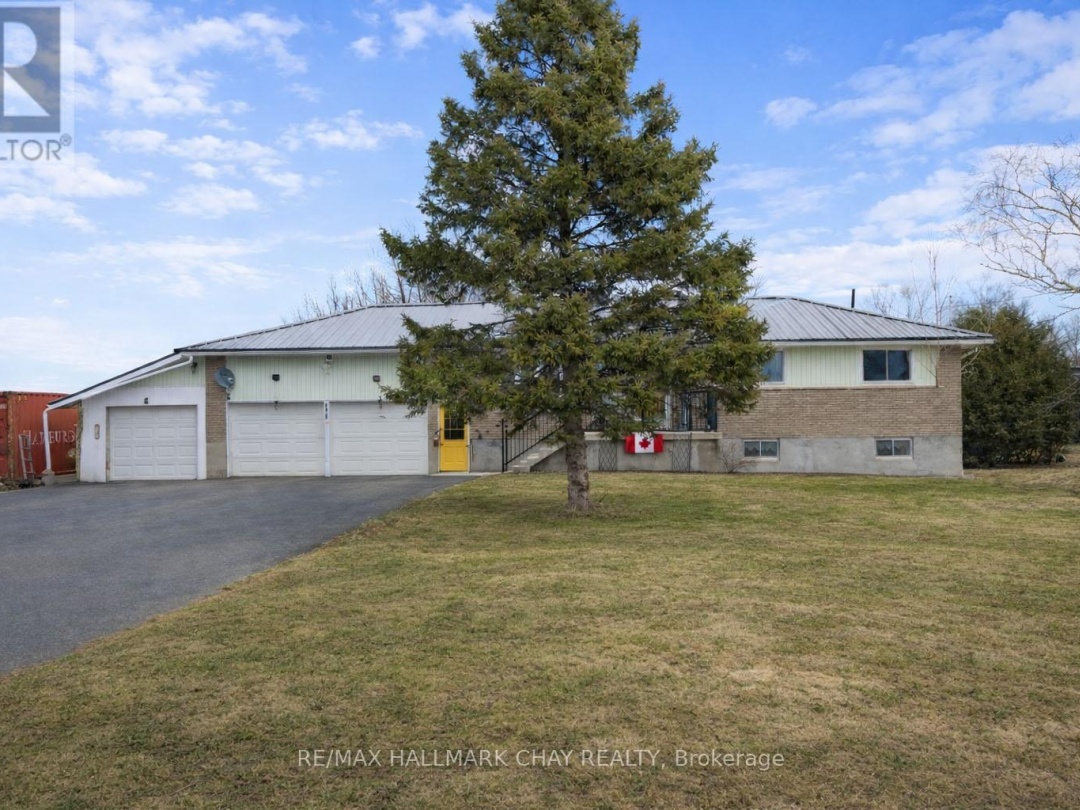 8315 93 HIGHWAY, Tiny