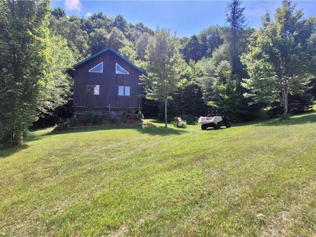 1060 Baker Side Road, Bracebridge