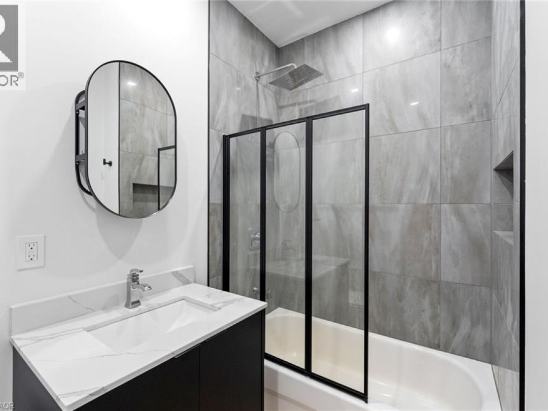 44 SUNNYSHORE PARK Drive, 