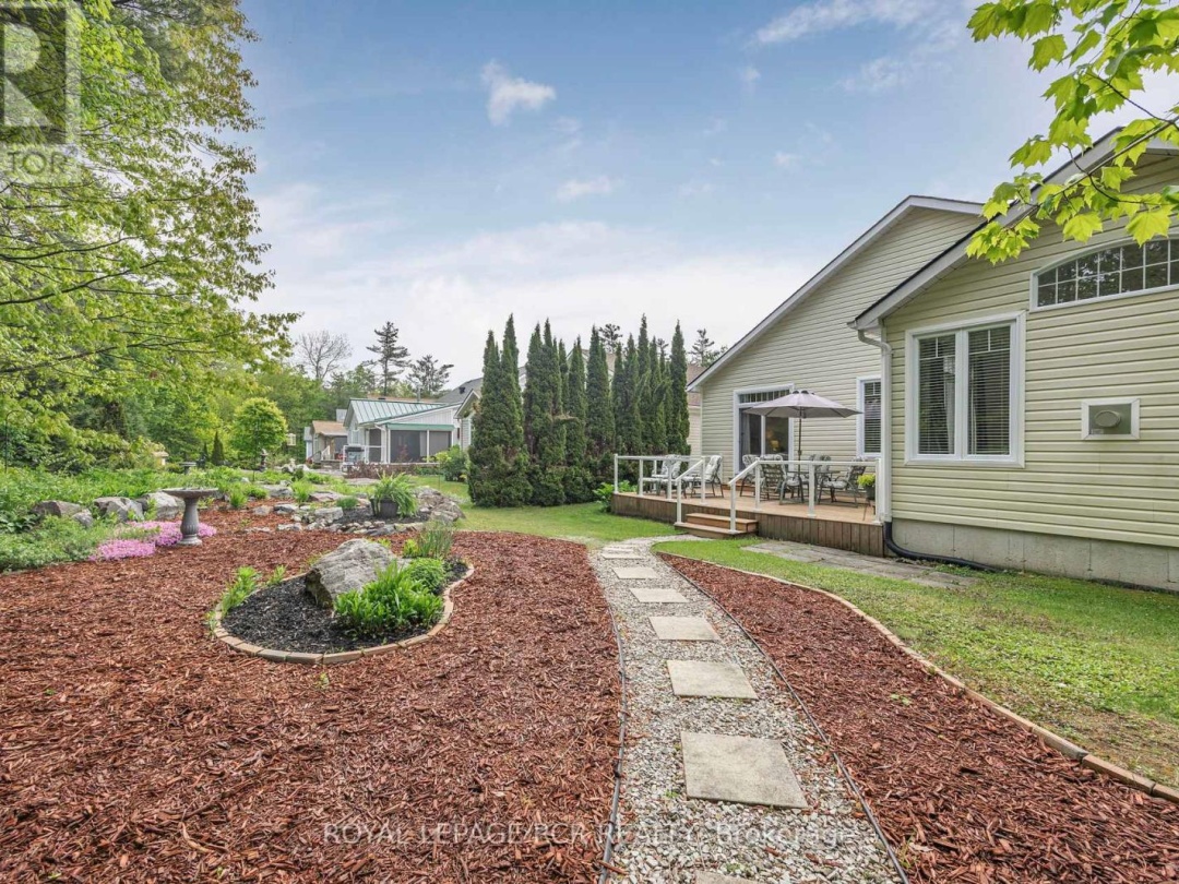 150 HEDGEWOOD LANE, 