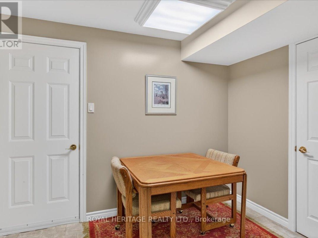 4 KENNEDY DRIVE, Kawartha Lakes (Fenelon Falls)
